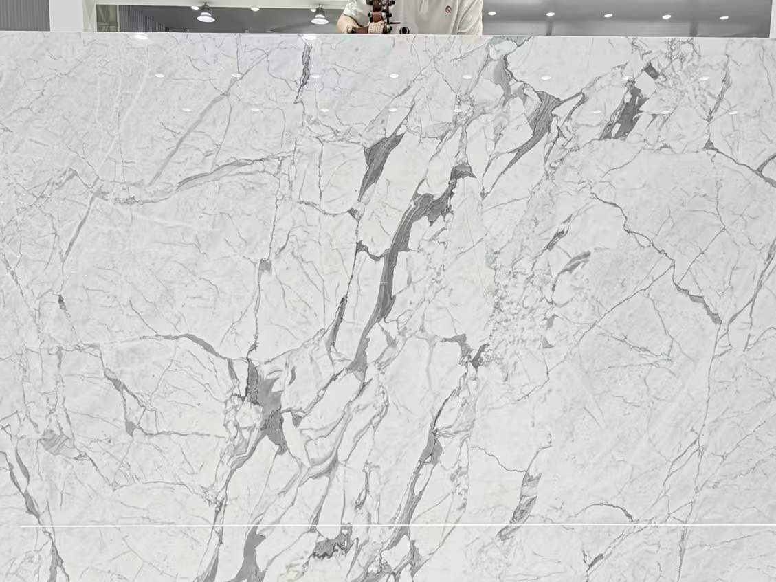 calacatta — Slab