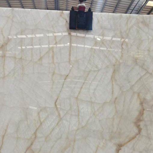 Crystal white onyx marble — أونيكس وبلور